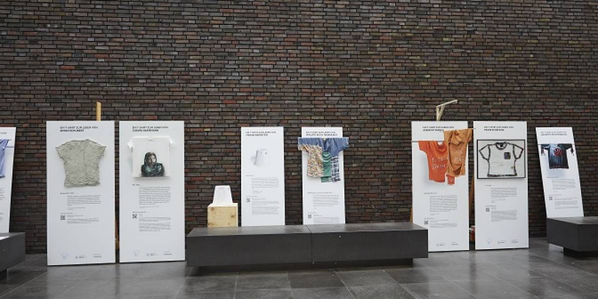Ausstellung von #eintshirtzumleben im Rautenstrauch Joest Museum 2022 (c) Tina Umlauf